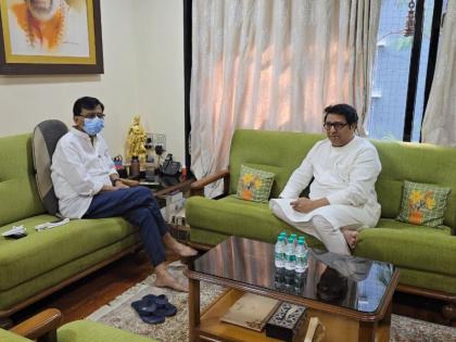 २० वर्षांनी राज ठाकरे घरी गेले, सक्रीय होताच संजय राऊतांना भेटले; अर्धा तास चर्चा, काय घडले? - Marathi News | mns chief raj thackeray meet sanjay raut at his house after 20 years know what discussion done in meeting | Latest politics News at Lokmat.com २० वर्षांनी राज ठाकरे घरी गेले, सक्रीय होताच संजय राऊतांना भेटले; अर्धा तास चर्चा, काय घडले? - Marathi News | mns chief raj thackeray meet sanjay raut at his house after 20 years know what discussion done in meeting | Latest politics News at Lokmat.com