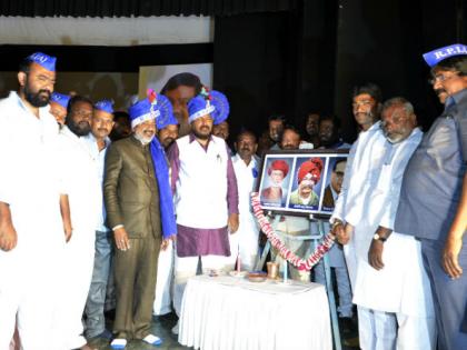 Babasaheb's 'Jaihebheem', urging Ramdas Athavale, concludes Solapur City-District Worker Meet | बाबासाहेबांचा ‘जयभीम’ बुलंद करा, रामदास आठवले यांचे आवाहन, सोलापूर शहर-जिल्हा कार्यकर्ता मेळाव्याचा समारोप