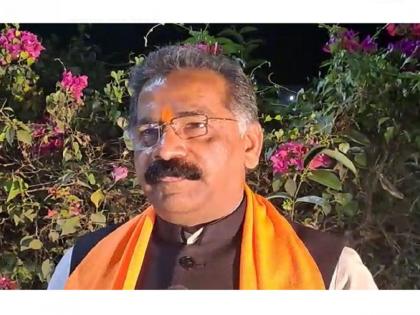 Thackeray group MLA Rajan Salvi was interrogated for seven and a half hours by the bribery department | ठाकरे गटाचे आमदार राजन साळवी यांची लाच लुचपत विभागाकडून साडे सात तास चौकशी