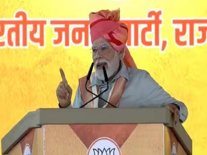 Rajasthan Election: Black secret of Congress in red diary; PM Narendra Modi hit from Jodhpur | लाल डायरीत काँग्रेसच्या भ्रष्टाचाराचे काळे रहस्य; जोधपूरमधून पीएम नरेंद्र मोदींचा घणाघात