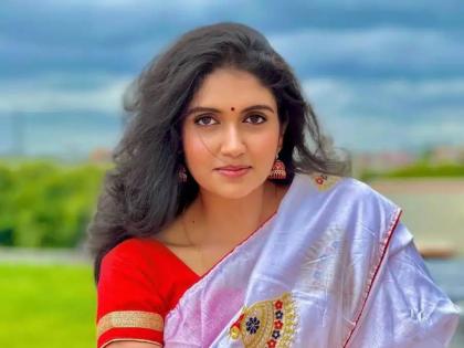 marathi actress rinku rajguru deletes posts on instagram kept only 2 post | आर्चीला झालंय तरी काय? इन्स्टाग्रामवरच्या सर्व पोस्ट डिलीट, फक्त दोनच...