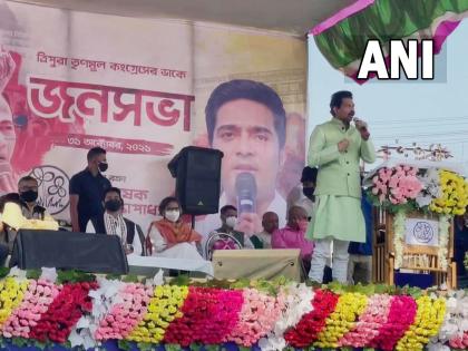 bjp leader rajib banerjee joins tmc in public meeting at tripura west bengal | West Bengal: भाजपला मोठा धक्का! पश्चिम बंगालच्या ‘या’ बड्या नेत्याची TMC मध्ये घरवापसी; अनेक जण रांगेत?