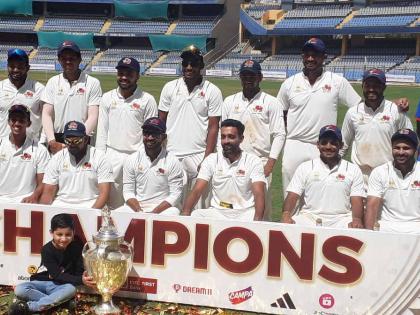 The MCA has decided to reward  Mumbai's Ranji Trophy winning team with a booty of Rs 5cr, matching the prize money awarded by the bcci to the ranji trophy winners | रणजी चषक विजेता मुंबईचा संघ कोट्याधीश झाला, BCCI कडून मिळणाऱ्या बक्षीस रकमेसह MCA देणार ५ कोटी