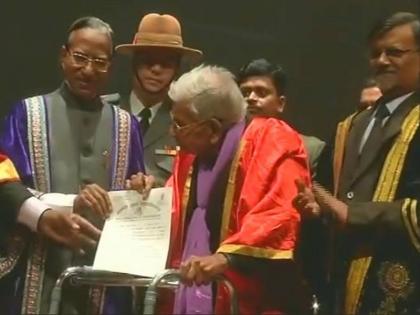 Jia Ho Lala Lala ... 98 years old Rajkumar Vaishhee is conferred the title of MA | जिया हो बिहार के लाला... 98 वर्षीय राजकुमार वैश्य यांना एमएची पदवी प्रदान