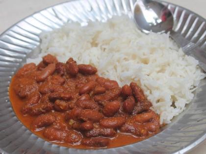 ‘Rajma-rice’, ‘Bhaji-chapati’ instead of inferior khichdi! | निकृष्ट खिचडीच्या जागी ‘राजमा-चावल’,‘भाजी-चपाती’!