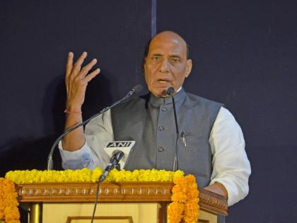 India's position is that there should not be a war even at the international level; Opinion of Defense Minister Rajnath Singh | आंतरराष्ट्रीय स्तरावरही युध्द होऊ नये हीच भारताची भूमिका; संरक्षणमंत्री राजनाथ सिंह यांचे मत