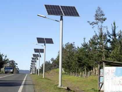 rakh gaon in purandar first village in state use solar energy for street light | पुरंदरमधील राख गाव ठरणार पथदिव्यांसाठी सौरऊर्जा वापरणारे राज्यातील पहिले गाव