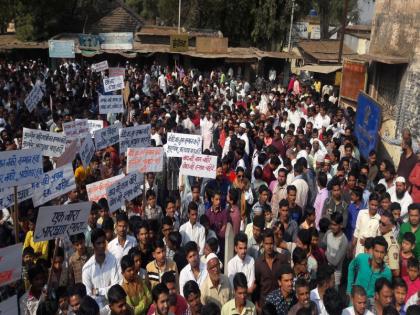 Rally for Muslim Reservation in Yawal | आरक्षणाच्या मागणीसाठी यावल येथे मुस्लीम आरक्षण समितीच्यावतीने मूक मोर्चा