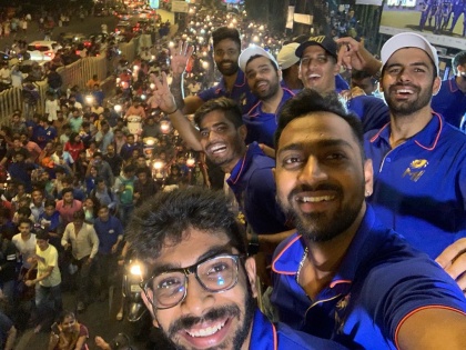 IPL 2019: Champions came, see Mumbai Indians' special video | IPL 2019 : आले आले चॅम्पियन्स आले, पाहा मुंबई इंडियन्सच्या मिरवणूकीचा खास व्हिडीओ