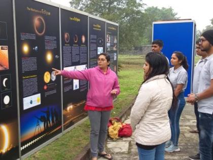 Solar eclipse : Astronomy lover's disappointment over rainy weather in Nagpur | कंकणाकृती सूर्यग्रहण : नागपुरात  पावसाळी वातावरणामुळे खगोलप्रेमींची निराशा 