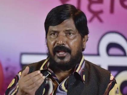 how to became a minister, Says Ramdas Athawale | अनेकांना ठोकून काढले, म्हणून मंत्री झालो - आठवले