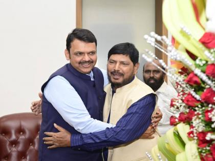 maharashtra assembly vidhan sabha election 2024 union minister ramdas athawale reaction after result and slams sanjay raut with maha vikas aghadi | Maharashtra Assembly Vidhan Sabha Election 2024 Result Highlights: लाडक्या बहिणींची नारीशक्ती, भीमशक्तीमुळे महायुतीचा ऐतिहासिक महाविजय: रामदास आठवले