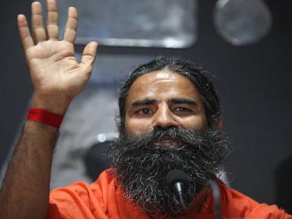 Now Ramdev Baba mocked the doctor; "I became a doctor without a degree," he said. | Baba Ramdev: आता रामदेव बाबांनी उडविली डॉक्टरांची खिल्ली; बोलले, "डिग्रीशिवाय मी बनलो डॉक्टर"