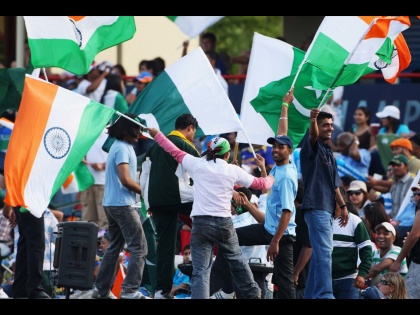 Ramiz Raja says he is ready for an India-Pakistan series svg | शोएब अख्तरनंतर आणखी एका पाकिस्तानी खेळाडूला पडतंय भारत-पाक मालिकेचे स्वप्न