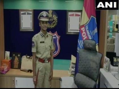 17 year old girl suffering from blood cancer, was made Commissioner of Rachakonda Police for a day | ब्लड कॅन्सरशी लढा देणारी 'ती' एक दिवसासाठी बनली पोलीस आयुक्त