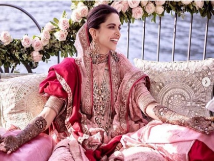Deepika Ranveer Wedding: Deepika Padukone, Ranveer Singh mehendi photos are OUT | Deepika Ranveer Wedding: दीपिका पादुकोण आणि रणवीर सिंग यांच्या मेहेंदी सेरेमनीचे फोटो तुम्ही पाहिले का?