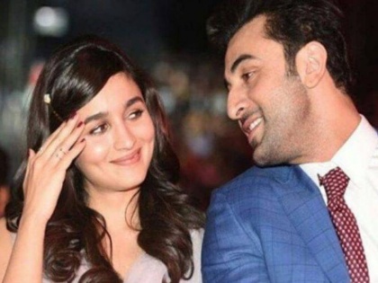 Ranbir Kapoor reveals he has boy crush on Alia Bhatt | आलियासोबतच्या नात्याचा रणबीरने केला खुलासा