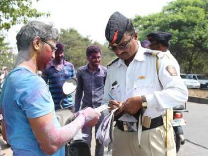 Hemp mixed with ganja and rioting on roads, action taken against 462 people in Kolhapur on Rangpanchmi | गांजामिश्रित भांग अन् रस्त्यांवर हुल्लडबाजी, रंगपंचमीदिवशी कोल्हापुरात ४६२ जणांवर कारवाई