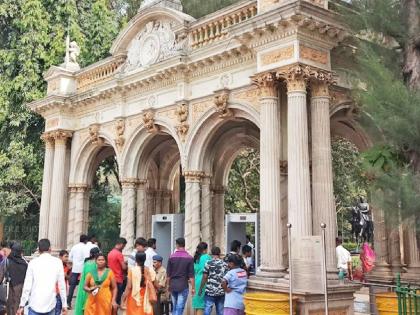 Learn about rare plants In Ranichi Baug, 200 students took botany lessons | दुर्मीळ वनस्पतींची माहिती मिळेल राणीच्या बागेत, २०० विद्यार्थ्यांनी घेतले वनस्पती शास्त्राचे धडे