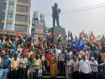 Elgar of tanners for livelihood; The 'Rapi Morcha' of gang workers was stopped by the police | रोजीरोटीसाठी चर्मकारांचा एल्गार; गटई कामगारांचा ‘रापी मोर्चा’ पोलिसांनी अडविला