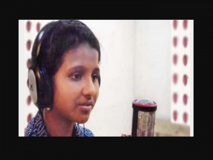 16-year-old girl, who sang the Chi-cha-ledar song in 'Gangs of Wasseypur' | रानू मंडलच्या आधी स्टेशनवर भीक मागणाऱ्या या मुलीला मिळाली होती बॉलिवूडमध्ये संधी