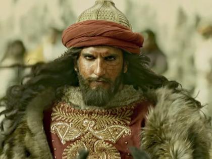 Padmaavat pakistan censor board review may ban | आता पाकिस्तानात 'खिलजी'वरुन वाद, 'पद्मावत'वर बंदी आणण्यासाठी याचिका दाखल 