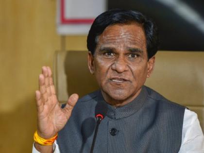 Bhusawal-Satara railway to start before Diwali assurance of Raosaheb Danve, Minister of State for Railways | भुसावळ-सातारा रेल्वे दिवाळीपूर्वी सुरू करणार; रेल्वे राज्यमंत्री रावसाहेब दानवे यांचे आश्वासन