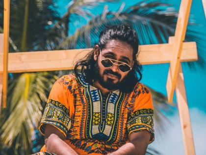 Singer threatened for Rs 1 crore ransom Goldy Brar mentioned in message | एक कोटींच्या खंडणीसाठी गायकाला दिली धमकी; गोल्डी ब्रार असल्याचा मेसेजमध्ये उल्लेख Singer threatened for Rs 1 crore ransom Goldy Brar mentioned in message | एक कोटींच्या खंडणीसाठी गायकाला दिली धमकी; गोल्डी ब्रार असल्याचा मेसेजमध्ये उल्लेख