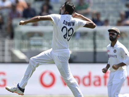 The last finger spinner before R Ashwin today to take three or more wickets on day one of a Test at the MCG was Ravi Shastri in 1985/86 | India vs Australia, 2nd Test : मेलबर्न क्रिकेट ग्राऊंडवर आर अश्विनचा पराक्रम, १९८५/८६नंतर घडला हा विक्रम