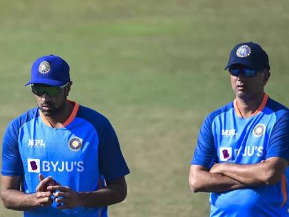 Ravichandran Ashwin, "The selectors know what they are doing. So, just because your favourite is not there in the squad, you should not degrade the others." | Asia Cup स्पर्धेत स्थान न मिळालेल्या आर अश्विन संतापला; IPL, तिलक, सूर्याबाबत म्हणाला... 