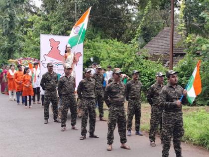 Tricolor procession of Ganesha immersion in Ratnagiri became the attraction of all | रत्नागिरीत गणेश विसर्जनाची तिरंगा मिरवणूक ठरली सर्वांचे आकर्षण