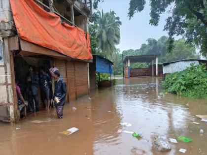 Heavy rains in Ratnagiri district, Jagbudi, Kajli rivers at risk level | rain update Ratnagiri: जगबुडी, काजळी नद्या धोका पातळीवर; अनेक गावचा संपर्क तुटला