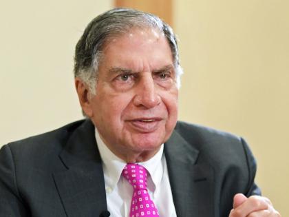 ratan tata got first dose of corona vaccination | रतन टाटांनी घेतली कोरोना प्रतिबंधात्मक लस; म्हणाले, “लवकरच...”