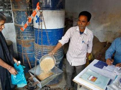 12 ration shops licenses in Nagpur suspended | नागपुरातील १२ रेशन दुकानांचे परवाने निलंबित