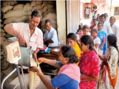 Ration card holders deprived of December grains; 24 lakh people in the state affected; Demand to allow grain distribution | डिसेंबरच्या धान्यापासून शिधापत्रिकाधारक वंचित; राज्यातील २४ लाख जणांना फटका; धान्यवितरणासाठी मुभा देण्याची मागणी Ration card holders deprived of December grains; 24 lakh people in the state affected; Demand to allow grain distribution | डिसेंबरच्या धान्यापासून शिधापत्रिकाधारक वंचित; राज्यातील २४ लाख जणांना फटका; धान्यवितरणासाठी मुभा देण्याची मागणी