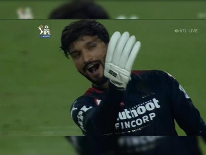 Rajat Patidar IPL 2022 RCB vs LSG : RCB finish at 207/4, stunning innings by Rajat Patidar 112 off 54 balls | Rajat Patidar IPL 2022 RCB vs LSG : 19 चेंडूंत चोपल्या 90 धावा, रजत पाटीदारने कोलकातात केली हवा; दिनेश कार्तिकसह 5 षटकांत कुटल्या 85 धावा