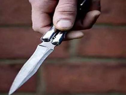 Knife attack over petty reason in ratnagiri, one injured | रत्नागिरीत क्षुल्लक कारणावरून एकावर चाकूने हल्ला, एक जखमी