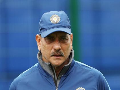 Ravi Shastri said to give importance to leagues like IPL over bilateral T20 series | द्विदेशीय टी-२० मालिकांपेक्षा IPL सारख्या लीगना महत्त्व द्या, रवी शास्त्रींचा अजब सल्ला