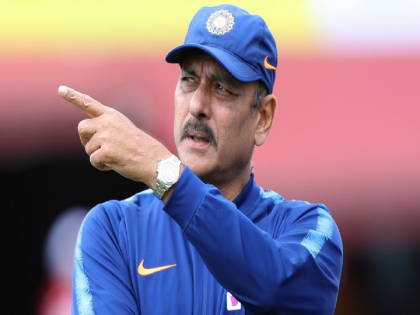 Rahul's wicketkeeping will make the batting stronger -  Ravi Shastri | राहुलच्या यष्टिरक्षणामुळे फलंदाजी भक्कम होईल - रवी शास्त्री 