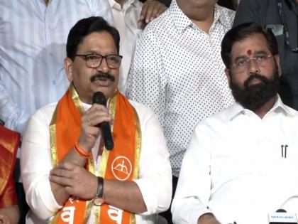 Why left uddhav Thackerays party and went with eknath Shinde mla Ravindra waikar told the reason | ठाकरेंची साथ सोडून शिंदेंसोबत का गेले?; पक्षप्रवेश करताच रवींद्र वायकरांनी सांगितलं कारण