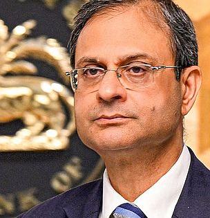 मोठी बातमी! इराण युद्धामुळे भारतीय अर्थव्यवस्थेसमोर निर्माण झाली ५ मोठी संकटे; आरबीआय गव्हर्नर संजय मल्होत्रांचा महागाईचा इशारा