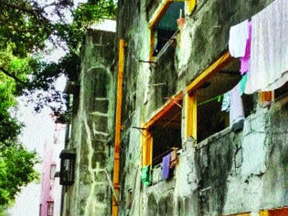 Prepare proposals for redevelopment of hazardous buildings | धोकादायक इमारतींच्या पुनर्विकासासाठी प्रस्ताव तयार करा - विखे पाटील