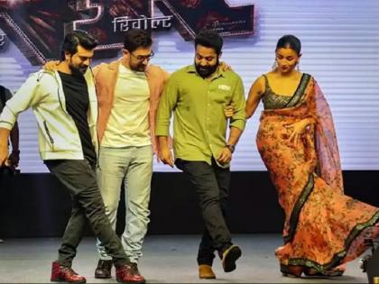 Aamir Khan Dances To RRR's Naatu Naatu With Alia Bhatt, Jr NTR And Ram Charan | राम चरण- ज्युनिअर एनटीआरच्या तालावर थिरकला मिस्टर परफेक्शनिस्ट आमिर खान, व्हायरल झाला व्हिडीओ