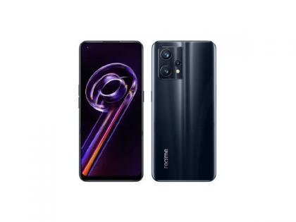 Realme 9 Pro Blue Color Variant Seen In Kl Rahul Hand May Launch Soon In India  | केएल राहुलच्या हातात दिसला Realme 9 Pro चा ब्लू कलर व्हेरिएंट; फोनमध्ये 64MP कॅमेरा आणि 5000mAh बॅटरी 