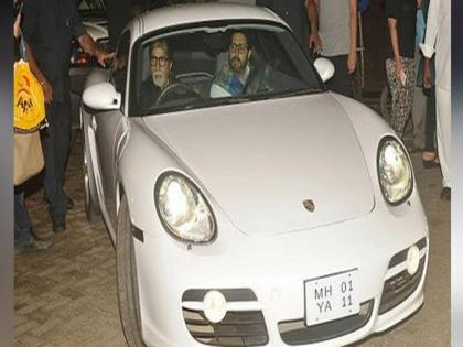 अमिताभ बच्चन स्वस्तात विकत आहेत त्यांची ही कोट्यवधींची कार, कारण वाचून व्हाल हैराण!