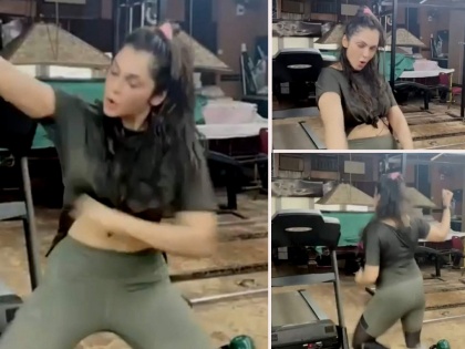 Isha Koppikar shares her dance video during morning workout at gym | 'खल्लास गर्ल' ईशा कोप्पीकरचा धमाकेदार डान्स व्हिडीओ, पाहून म्हणाल - अजूनही आहे तोच स्पार्क....