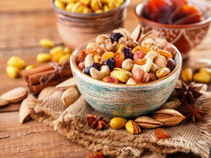 There are also dangers of eating dryfruits; Find out which ... | ड्रायफ्रुट्स खाण्याचे धोकेही असतात; जाणून घ्या कोणते...