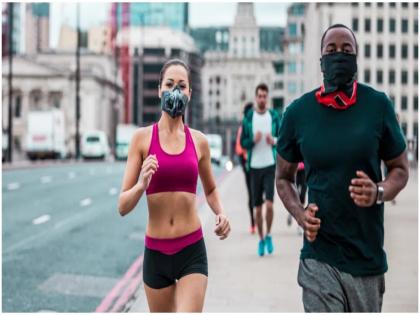 Shocking! China man lungs torn while running with mask, Heart shifts from actual place | धक्कादायक! मास्क लावून रनिंग करणं तरूणाला पडलं महाग, असं की ज्याचा कुणी विचारही केला नसेल!