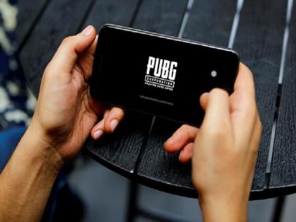 PUBG addict teenager killed his family with bullets in Pakistan | PUBG गेमच्या सवयीने केलं घर उद्ध्वस्त, मुलाने आई, भाऊ-बहिणींवर झाडल्या गोळ्या