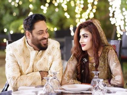 Aamir Liaquat wife Syeda Dania shah talks about her love story | VIDEO : बालपणी आमिरला टीव्ही बघून गप्प बसत होती सईदा, लग्नानंतर सांगितली त्यांची लव्ह स्टोरी